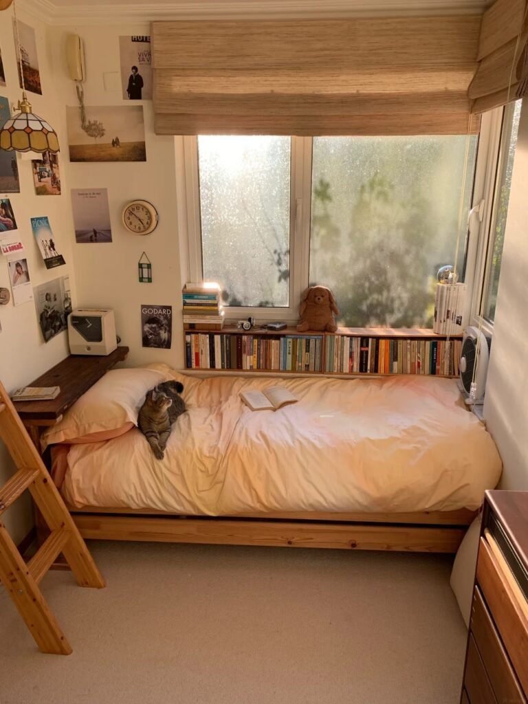 12 Cozy Bedroom Ideas for a Small Room That Make Every Inch Count